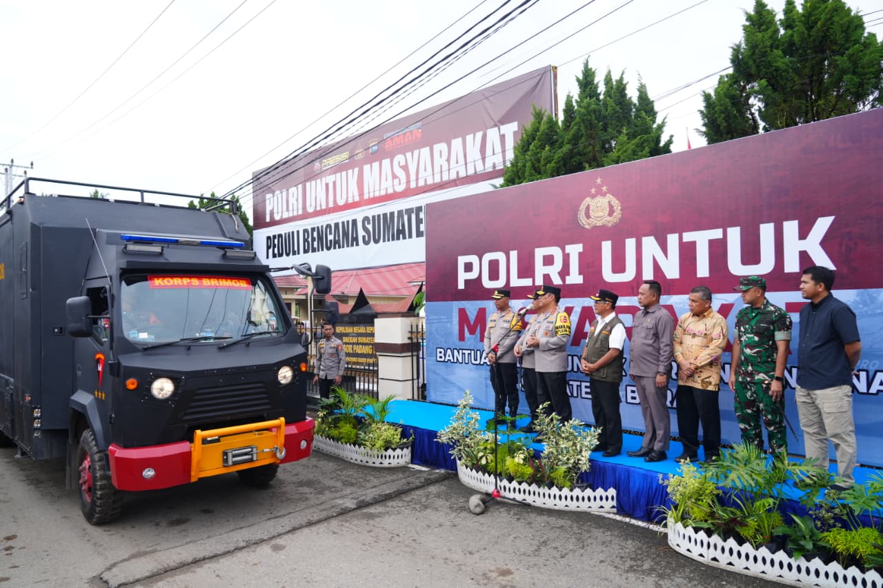 Wakapolri  : Polri Terus Percepat Pemulihan Infrastruktur dan Kebutuhan Dasar Warga Pascabencana di Padang Pariaman