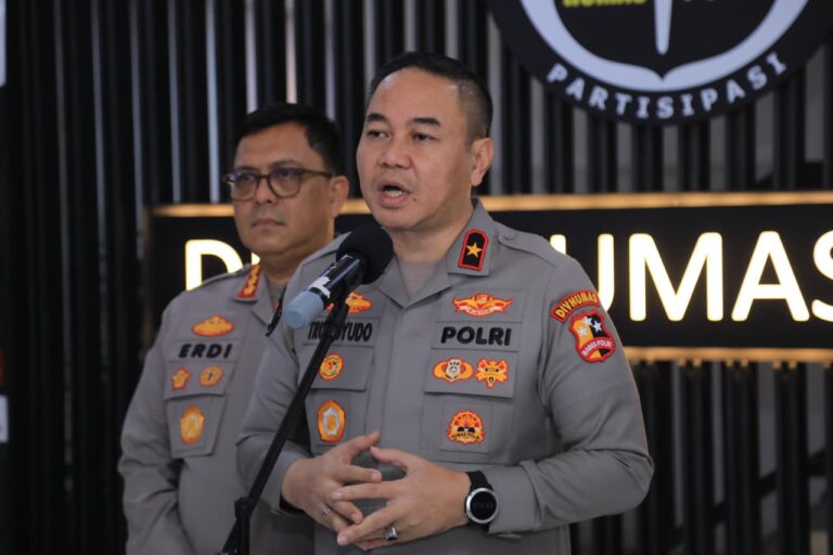 Komitmen Dukung Pemulihan Pascabencana Sumatra, Polri Targetkan Bangun 569 Sumur Bor, 249 Titik Telah TerealisasiKomitmen Dukung Pemulihan Pascabencana Sumatra, Polri Targetkan Bangun 569 Sumur Bor, 249 Titik Telah Terealisasi