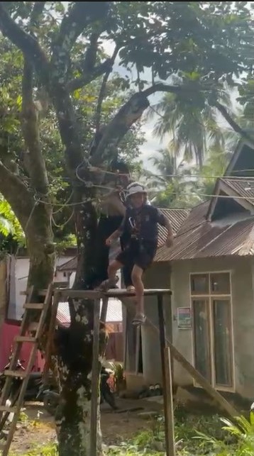 Brimob Polri Laksanakan Trauma Healing Anak Terdampak Bencana di Kabupaten Agam