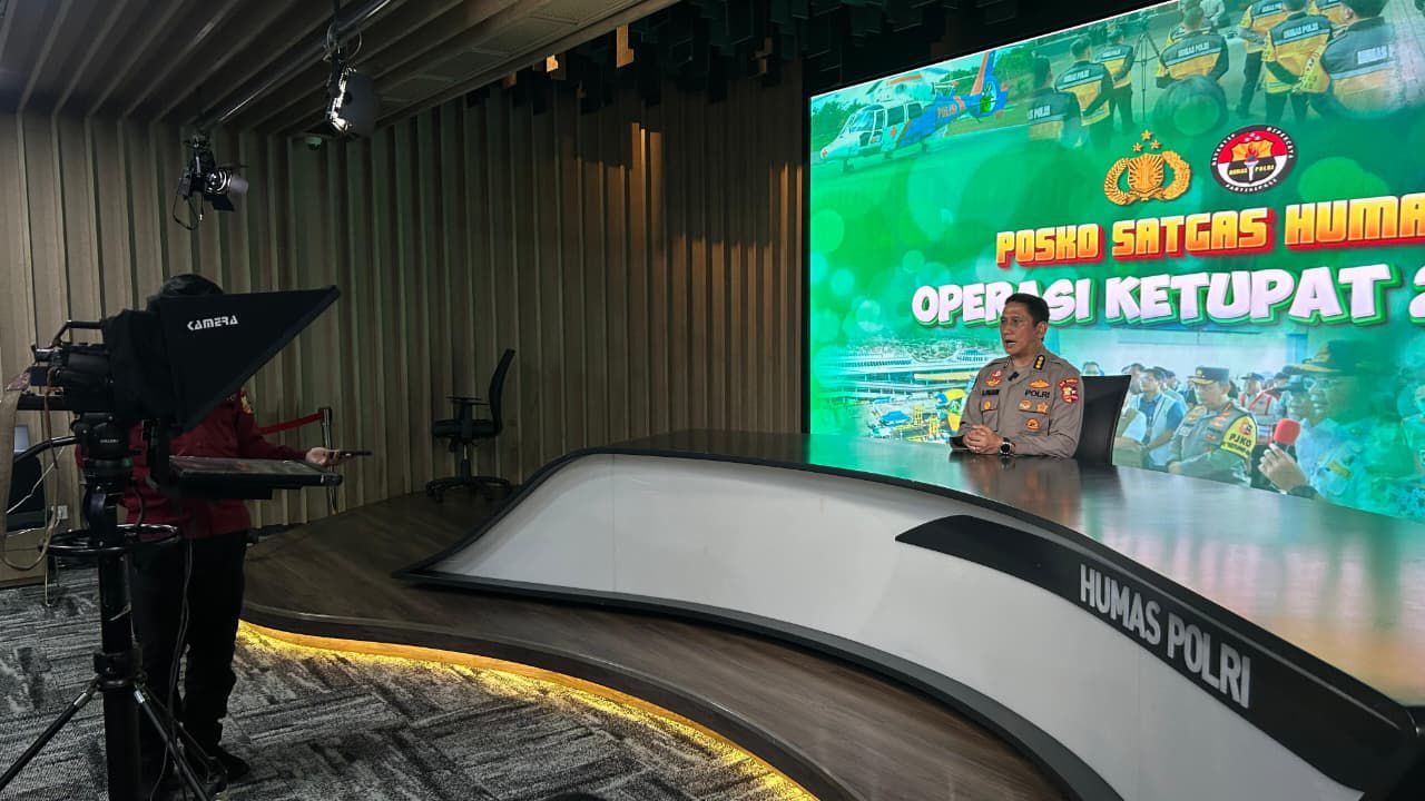 Polri : Arus Balik Mulai Meningkat, One Way Nasional Diberlakukan Pukul 14.00 WIB