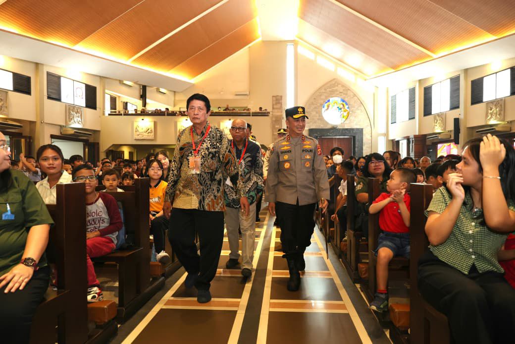 Sapa Jemaat Gereja St. Yoseph, Kapolda Sumsel Ajak Gotong Royong Jaga Kamtibmas Bumi Sriwijaya
