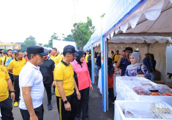 Polda Lampung Gelar Bazar, Pasar Rakyat, Olahraga Bersama, dan Bakti Sosial Sambut Hari Bhayangkara ke-80