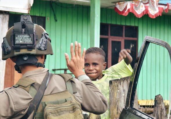 Patroli Dialogis Ops Damai Cartenz 2026 Perkuat Stabilitas Keamanan di Distrik Sinak