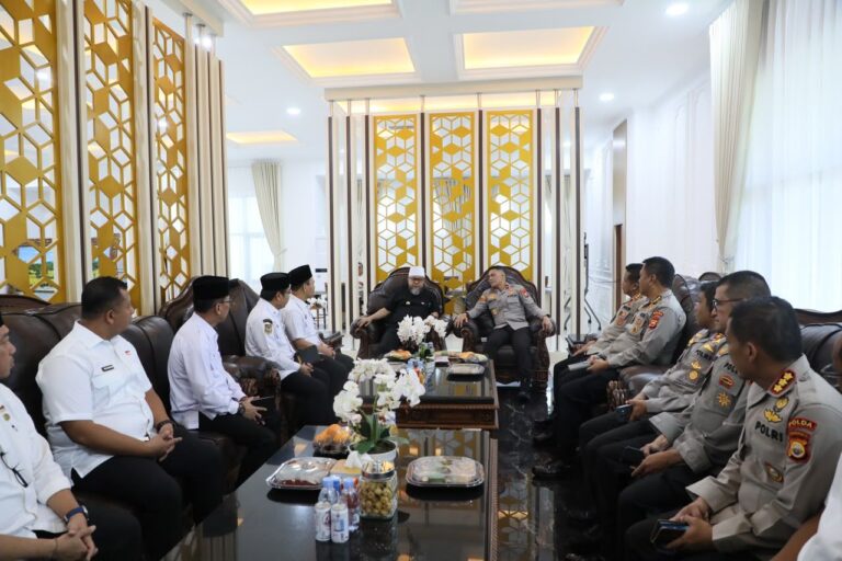 Kapolda Bengkulu Silaturahmi ke Gubernur Bengkulu, Perkuat Sinegritas Pemprov dan Polda Bengkulu